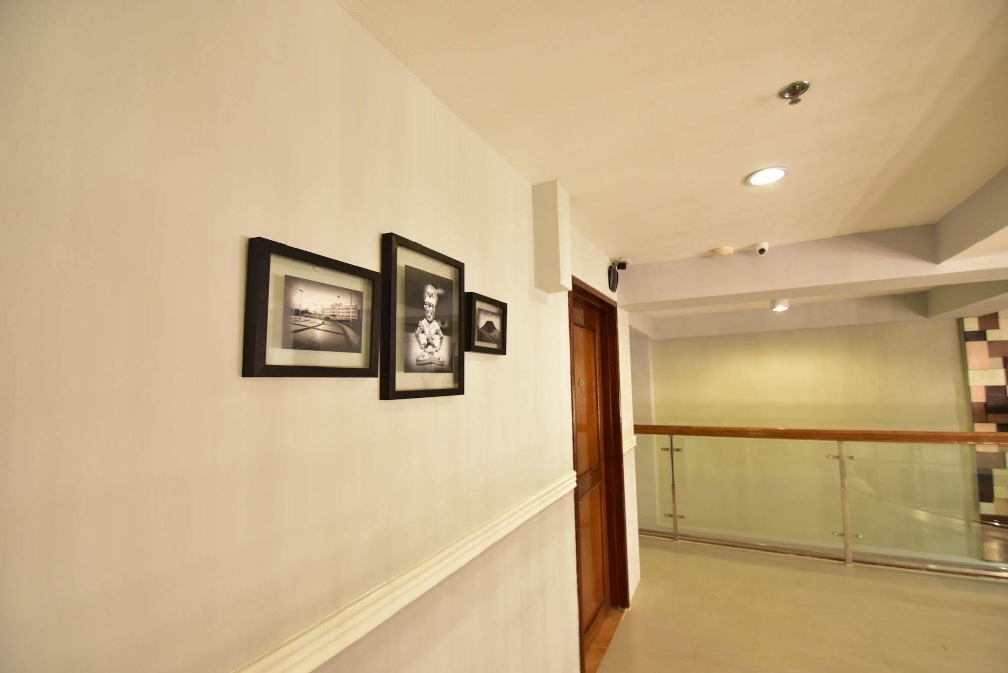 โรงแรมอัลมอนต์ซิตี้ Butuan City ภายนอก รูปภาพ